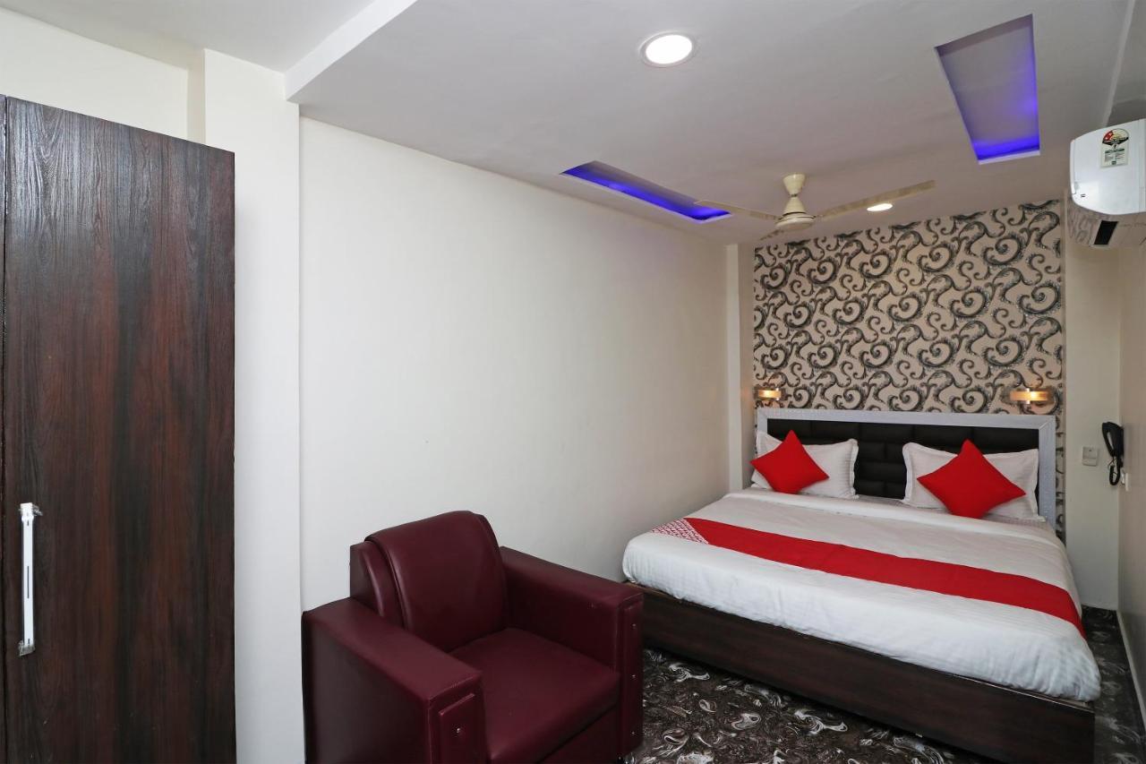 Rāipur Oyo Hotel Prerna מראה חיצוני תמונה